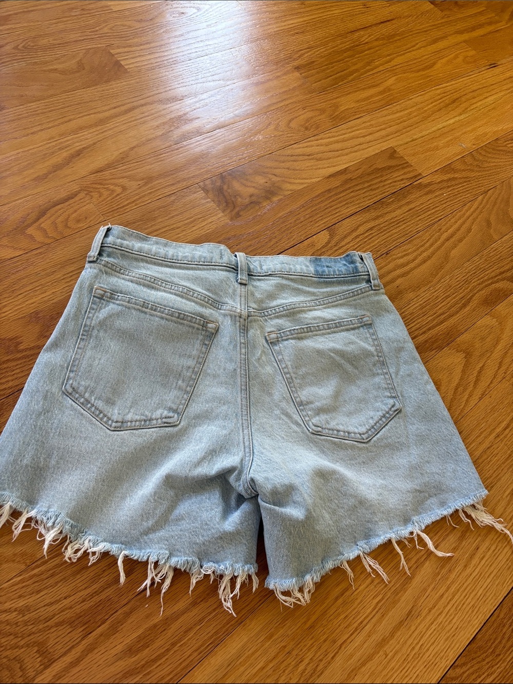 Abercrombie Jean shorts - Picture 2 of 3